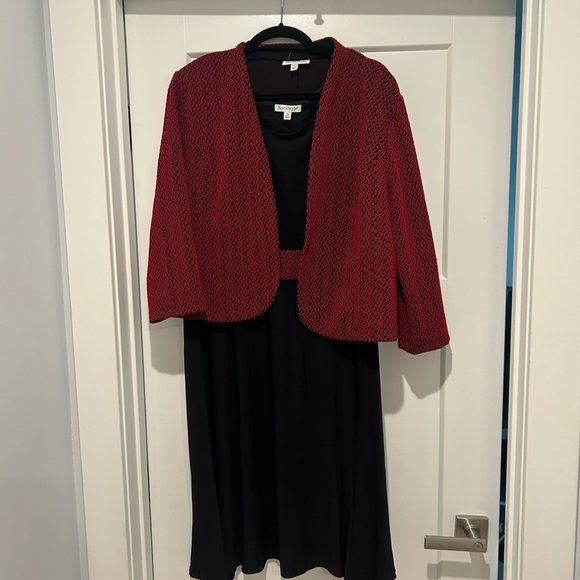 NWT North Style Women’s Size 16 Red and Black Dress with Jacket - Picture 2 of 10